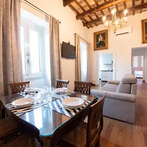 The Best Rent - Beautiful With Terrace Near Colosseo Appartement